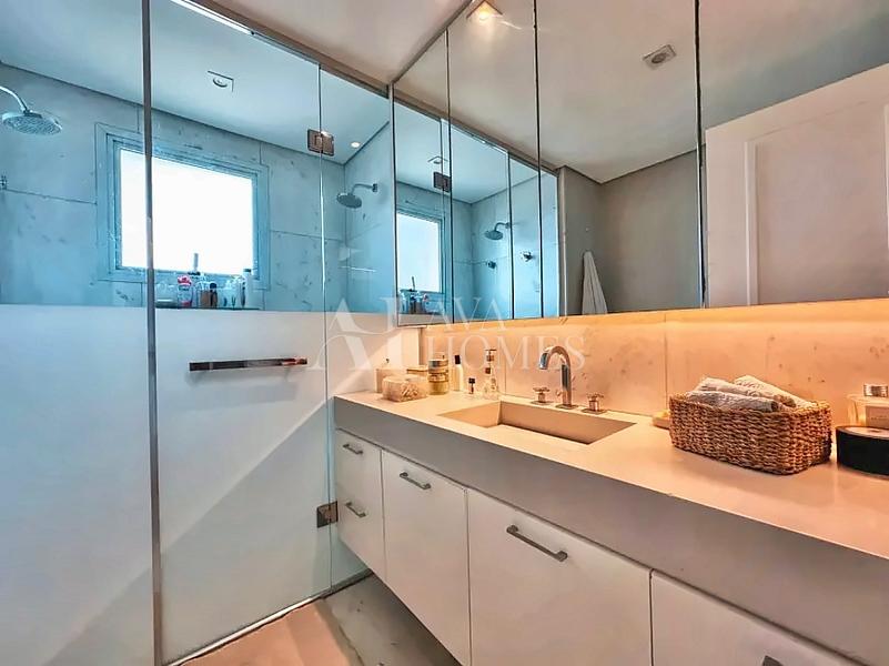 236 m�, 2 quartos sendo 2 su�tes e 4 vagas � venda no bairro Cidade Jardim - SP 20