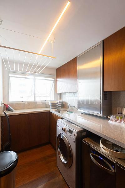 165 m� | 2 Su�tes | 2 Vagas | Mobiliado para venda ou loca��o em Moema 31