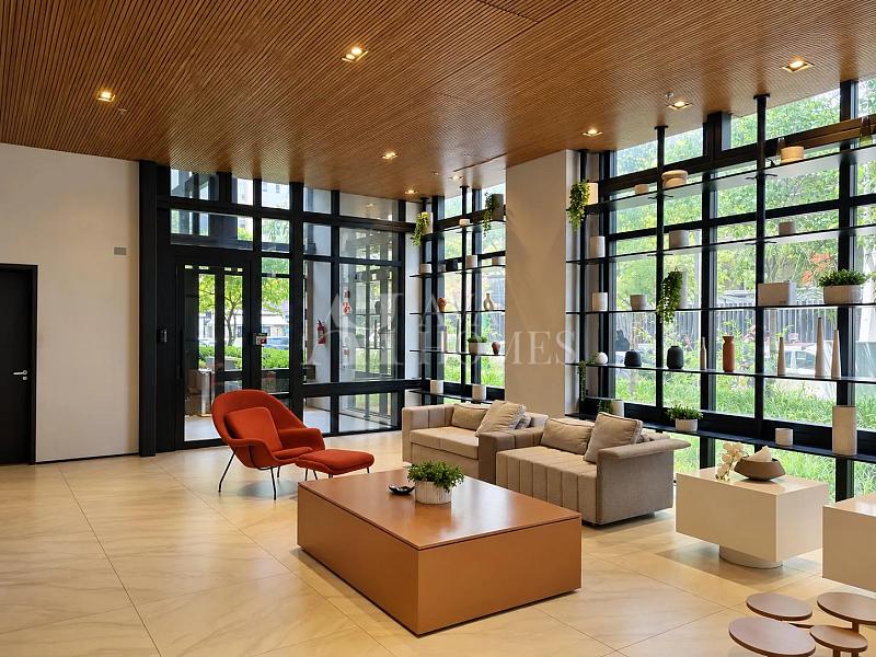 Mobiliado de 143 m� | 3 Su�tes |2 vagas em Pinheiros 61