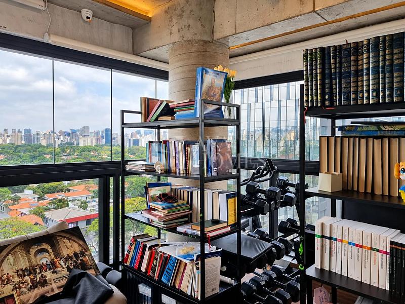 Mobiliado de 143 m� | 3 Su�tes |2 vagas em Pinheiros 30