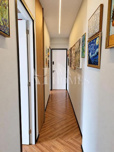 Mobiliado de 143 m� | 3 Su�tes |2 vagas em Pinheiros 42