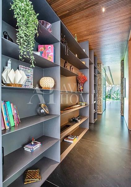 Em Rua Fechada | Arquitetura autoral, natureza e exclusividade | 970 m� | 4 Su�tes | 6 vagas para venda em Alto de Pinheiros - SP 22