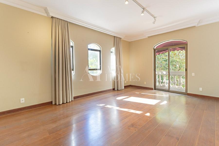 Um Charmoso Cl�ssico Lindenberg | 290 m� | 4 Dormit�rios (2 Su�tes)| 4 Vagas a venda nos Jardins - SP 5