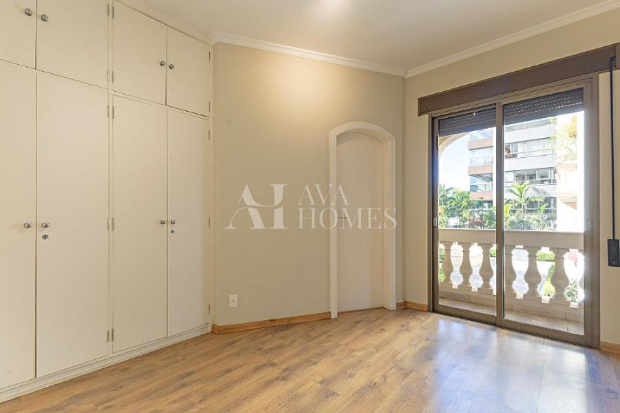Um Charmoso Cl�ssico Lindenberg | 290 m� | 4 Dormit�rios (2 Su�tes)| 4 Vagas a venda nos Jardins - SP 10