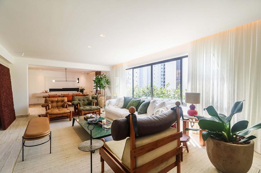 Reformado | Um cl�ssico Lindenberg| 244 m� | 3 Su�tes | 3 vagas no Jardim Paulista - SP 59