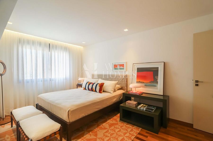 Reformado | Um cl�ssico Lindenberg| 244 m� | 3 Su�tes | 3 vagas no Jardim Paulista - SP 33