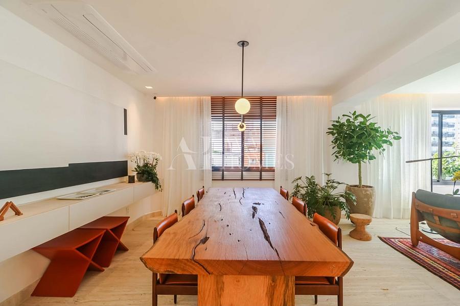 Reformado | Um cl�ssico Lindenberg| 244 m� | 3 Su�tes | 3 vagas no Jardim Paulista - SP 48
