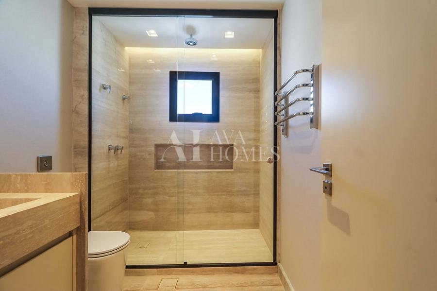 Reformado | Um cl�ssico Lindenberg| 244 m� | 3 Su�tes | 3 vagas no Jardim Paulista - SP 60