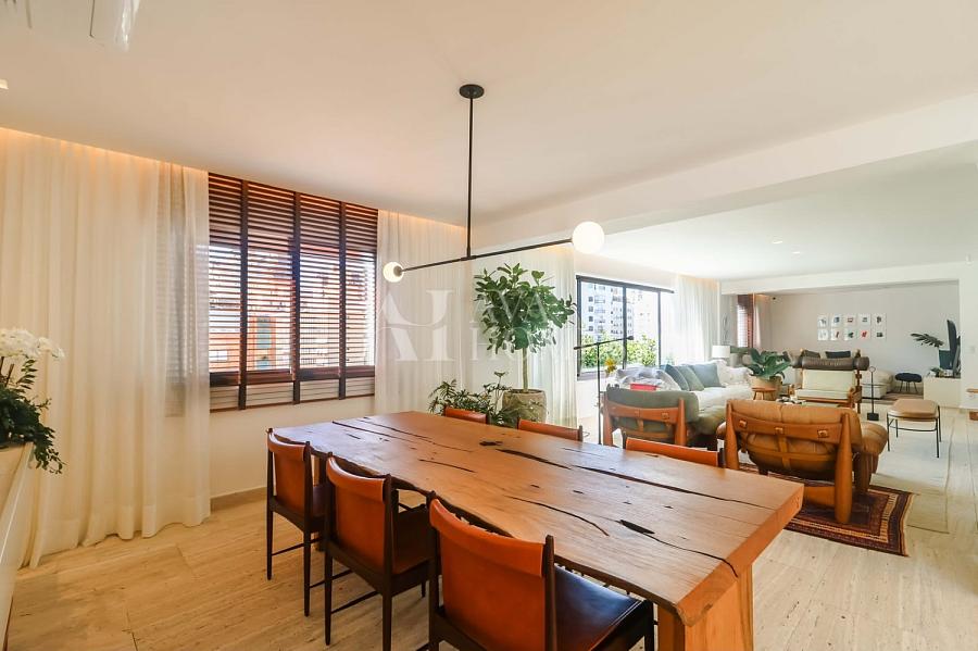 Reformado | Um cl�ssico Lindenberg| 244 m� | 3 Su�tes | 3 vagas no Jardim Paulista - SP 10