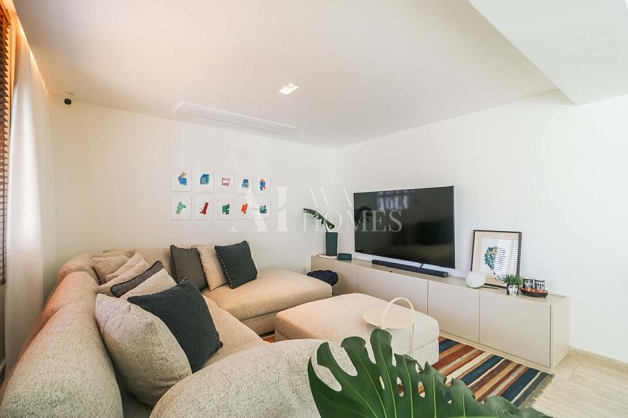 Reformado | Um cl�ssico Lindenberg| 244 m� | 3 Su�tes | 3 vagas no Jardim Paulista - SP 25