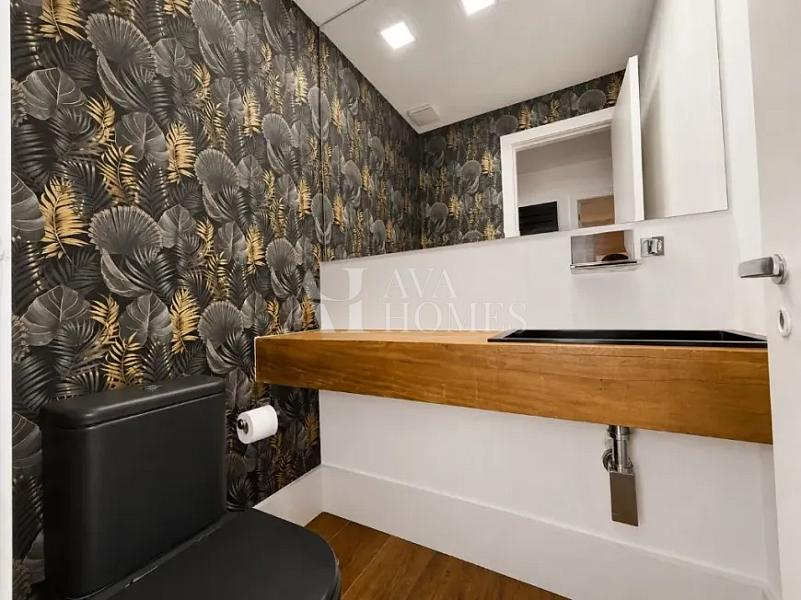 197 m� | 4 Dormit�rios | 3 Su�tes | 4 Vagas para loca��o 5