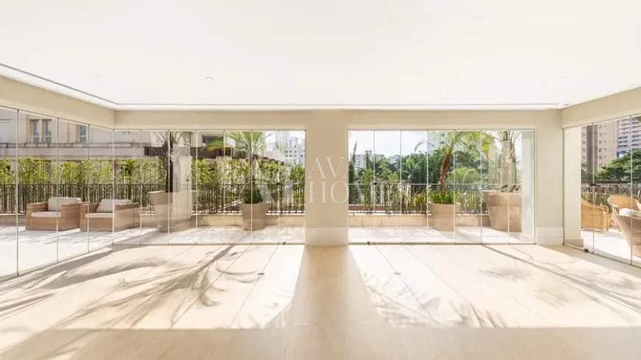 Ares de Casa com 893 m�, 4 su�tes e 6 vagas � venda no bairro Vila Ol�mpia. 7