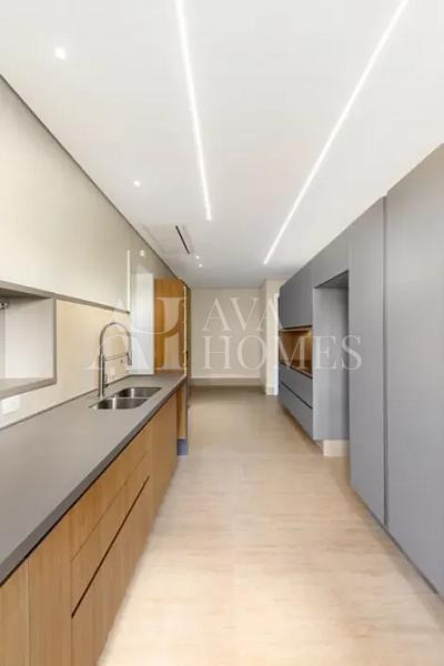 Ares de Casa com 893 m�, 4 su�tes e 6 vagas � venda no bairro Vila Ol�mpia. 23