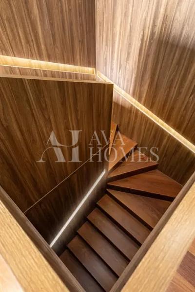 Ares de Casa com 893 m�, 4 su�tes e 6 vagas � venda no bairro Vila Ol�mpia. 25