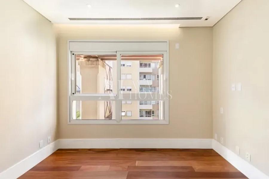 Ares de Casa com 893 m�, 4 su�tes e 6 vagas � venda no bairro Vila Ol�mpia. 31