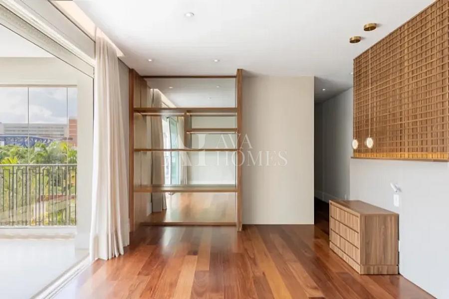 Ares de Casa com 893 m�, 4 su�tes e 6 vagas � venda no bairro Vila Ol�mpia. 49