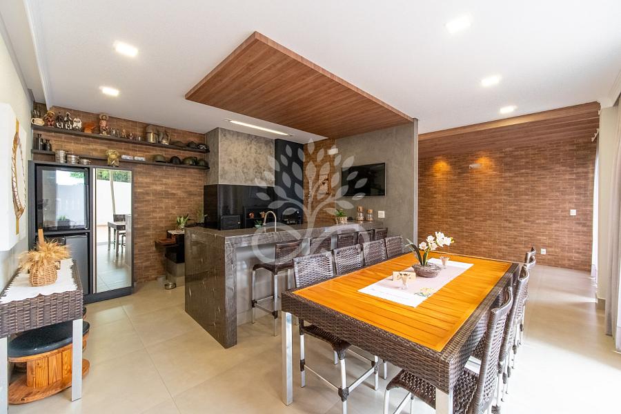 SOBRADO DE ALTO PADR�O NO CENTRO 4