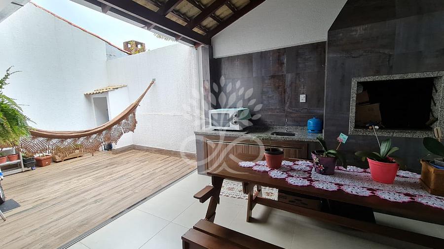 Sobrado Bairro Recanto Tropical 18