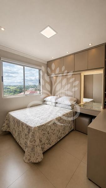 APARTAMENTO SEMIMOBILIADO NO CANCELLI 5