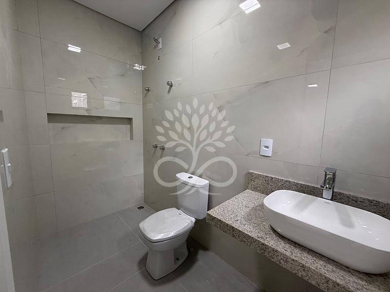 CASA T�RREA TROPICAL III 4