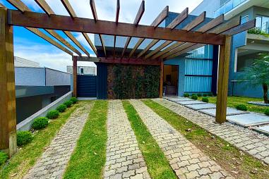Casa em Condomínio com 3 quartos à venda, 172m², 5 banheiros, 2 garagens - Condomínio Terras de Atibaia I - Atibaia