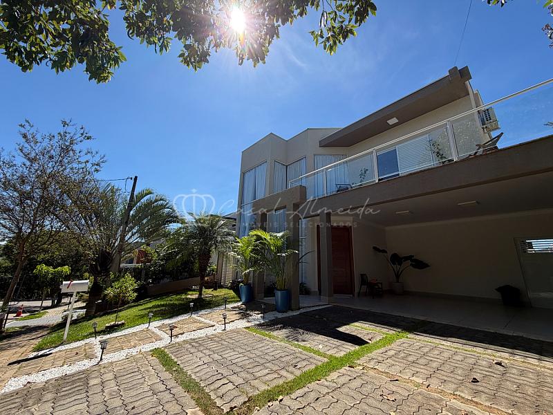 Casa em Condomínio com 3 quartos à venda, 230m², 2 banheiros, 2 garagens - Condomínio Terras de Atibaia I - Atibaia — foto 3