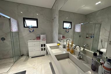 CASA TÉRRA 3 SUÍTES FLORAIS DA MATA