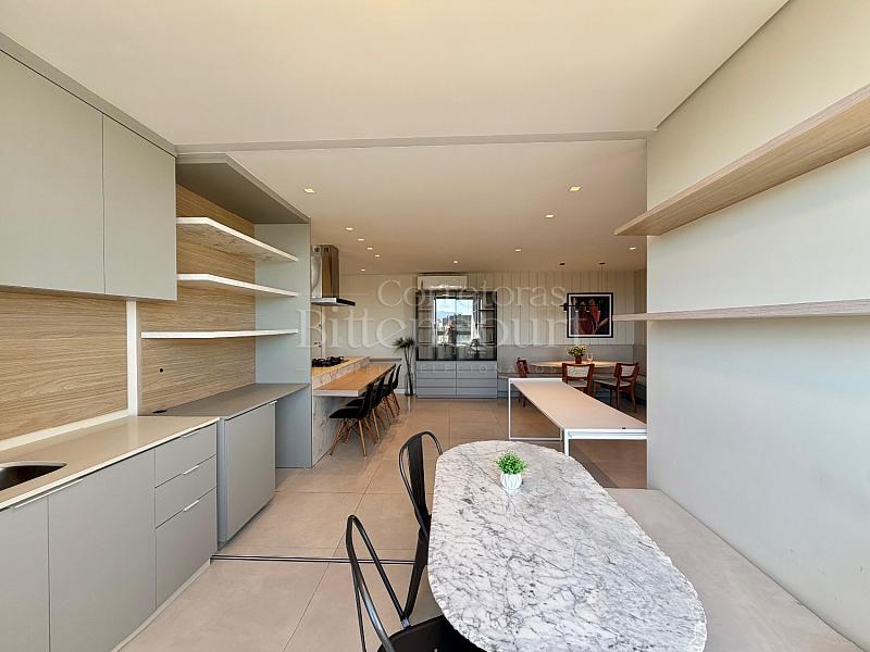 Apartamento em andar alto com vista livre para a Serra no Santo Ant�nio 1