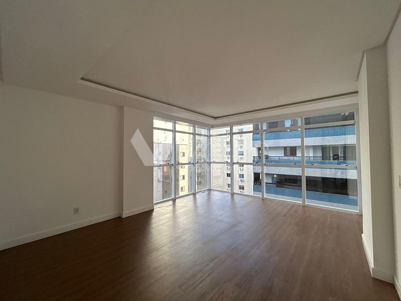 Apartamento Duplex-Unique Tower Balneario Camboriú — foto 29
