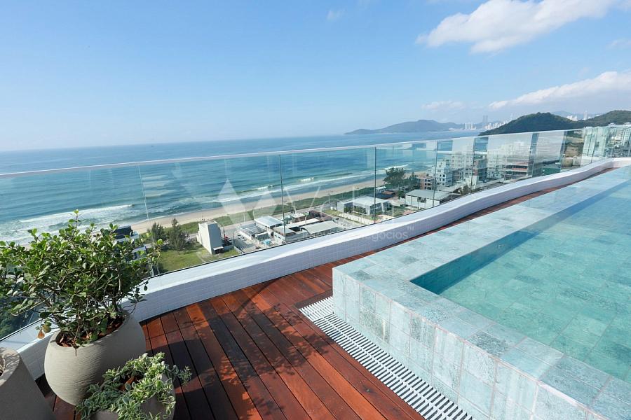 Apartamento no Edif�cio Le Blanc Brava Residence 1