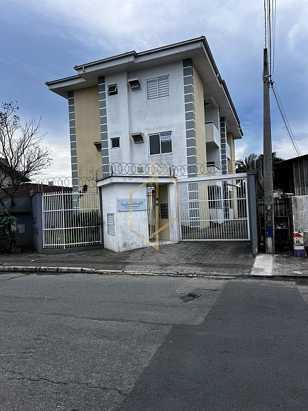 Apartamento com 3 dormit�rios no Costa e Silva 1