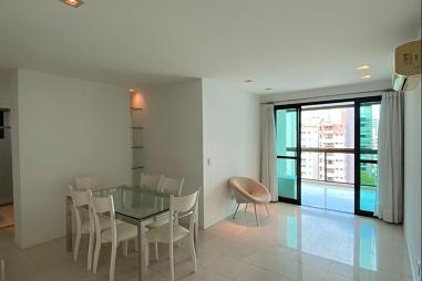 Apartamento à venda na Praia do Canto, Vitória - ES.