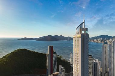 Cobertura Duplex no Ed. Blue Coast em Balneário Camboriú