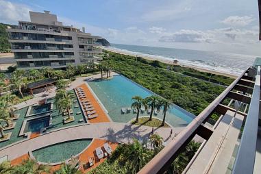 Apartamento no Bravíssima Private Residence na Praia Brava em Itajaí