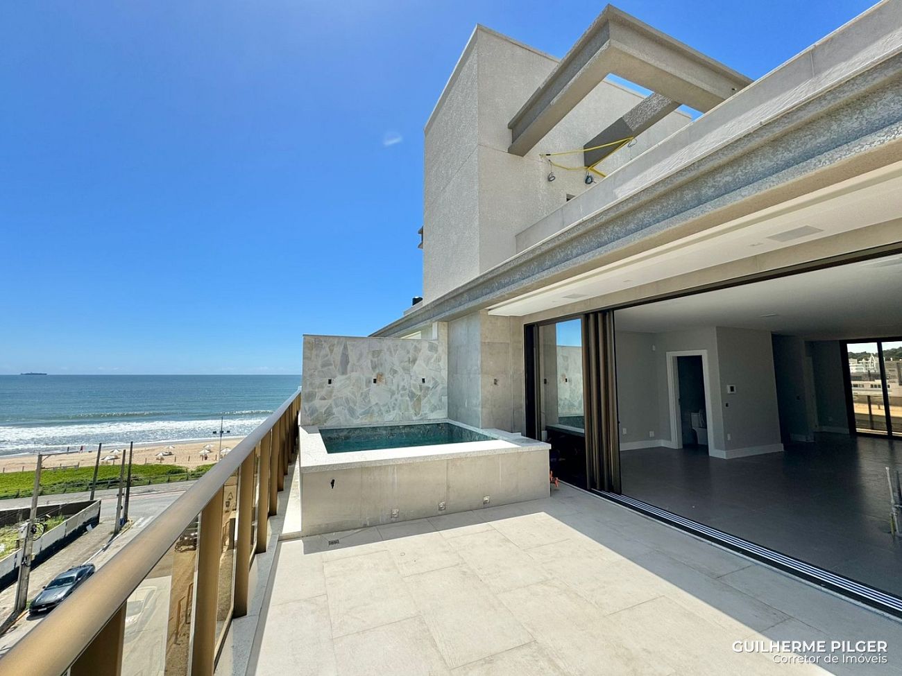 Cobertura Triplex no Ed. Square Hobus na Praia Brava em Itajaí