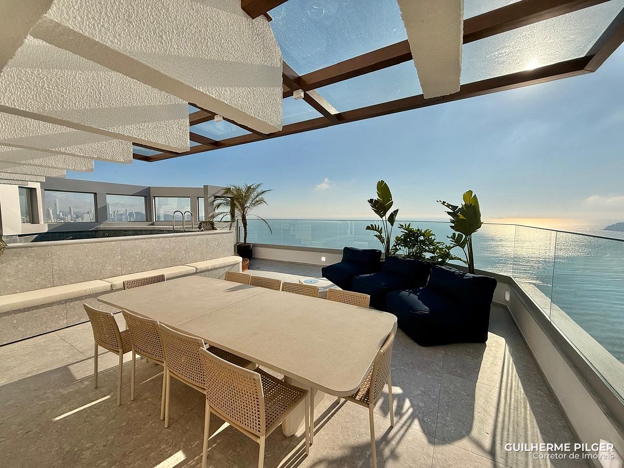 Cobertura no Ed. Theiss Heim em Balneário Camboriú