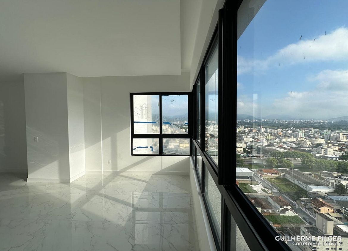 Apartamento no Ed. Florence Garden em Balneário Camboriú