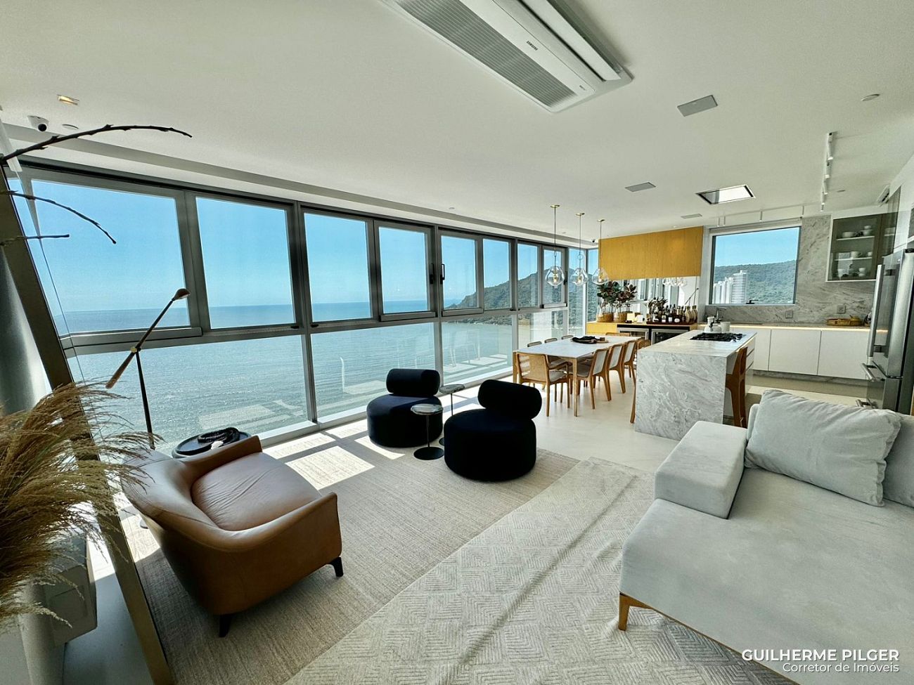 Apartamento no Ed. Copenhagen em Balneário Camboriú