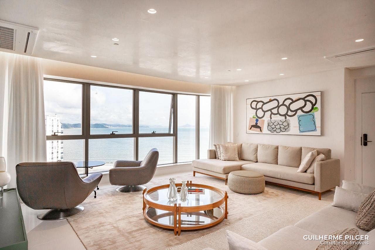 Apartamento no Ed. Yachthouse by Pininfarina na Barra Sul em Balneário Camboriú