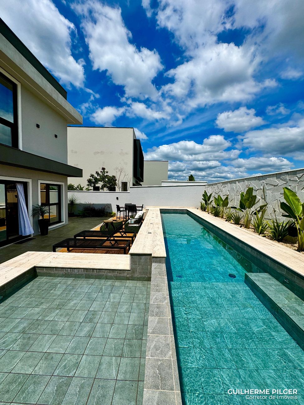 Casa no Condomínio Caledônia Private Village em Camboriú