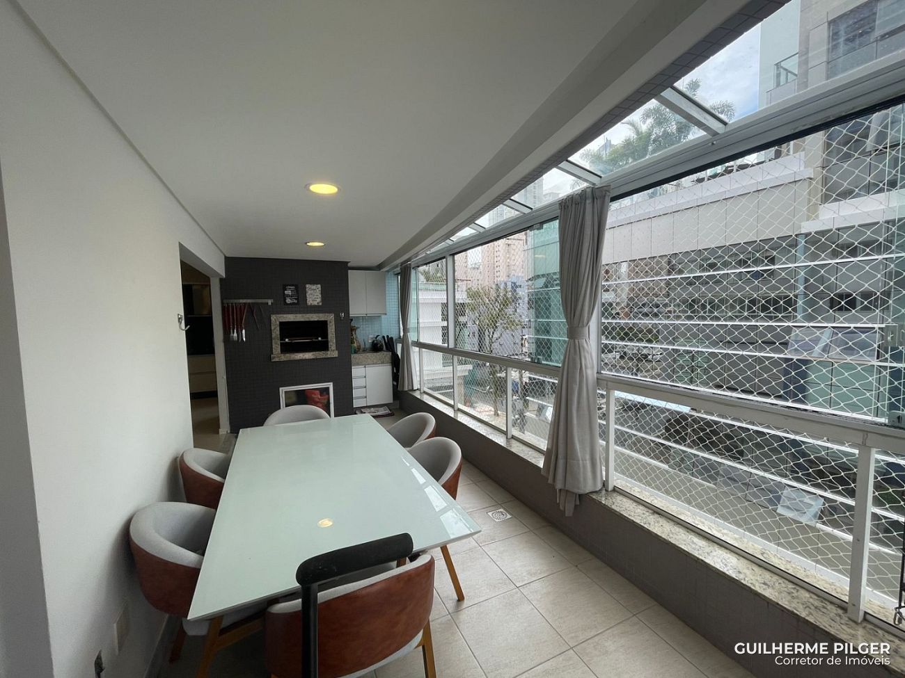 Apartamento no Ed. Madison Square em Balneário Camboriú