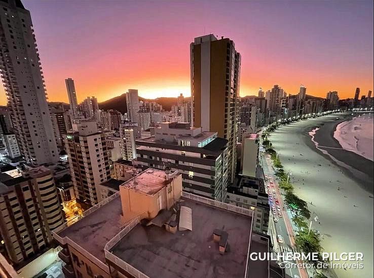 Apartamento no Ed. Austral em Balneário Camboriú