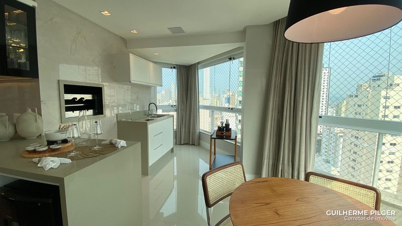 Apartamento no Ed. Ópera Plaza em Balneário Camboriú