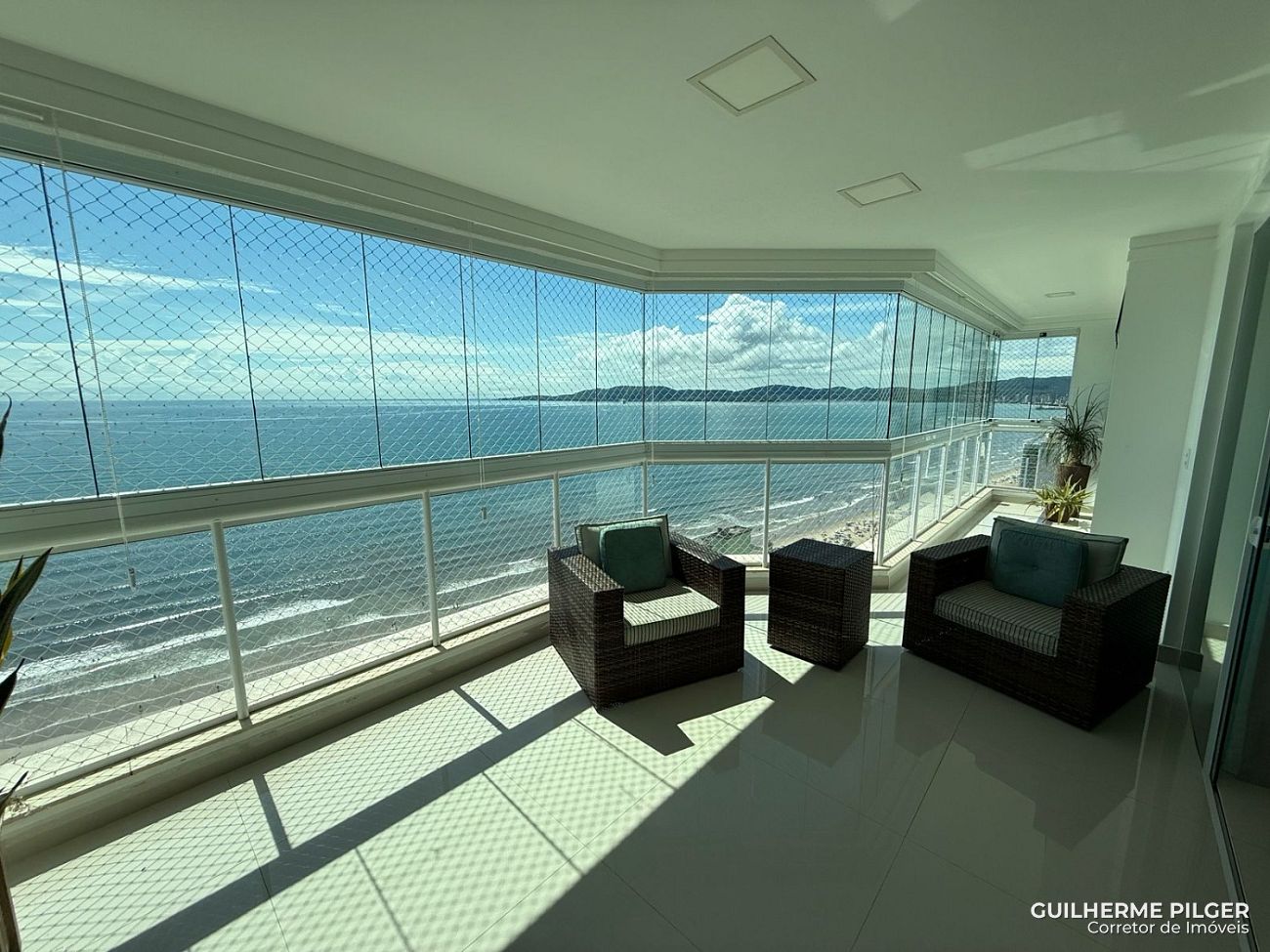 Cobertura Duplex no Edifício Taj Mahal em Itapema