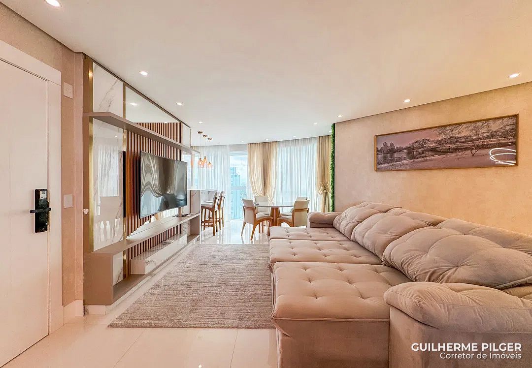 Apartamento no Ed. Magnifique Tower em Balneário Camboriú