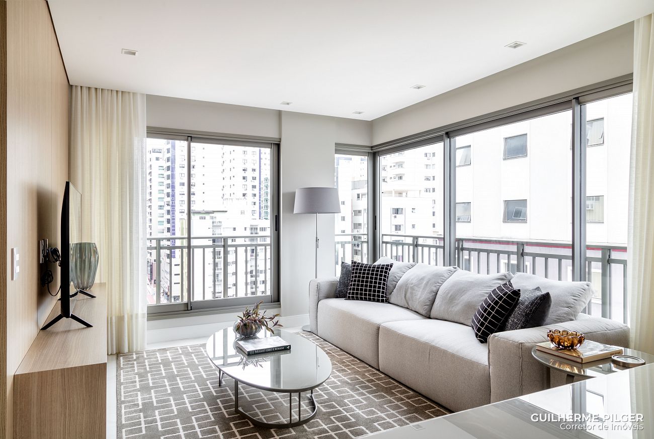 Apartamento Mobiliado no Ed. Charmant Residence em Balneário Camboriú