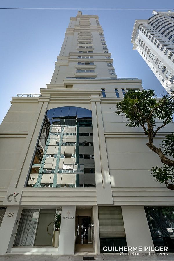 Apartamento no Ed. Salvatore Residenziale em Balneário Camboriú