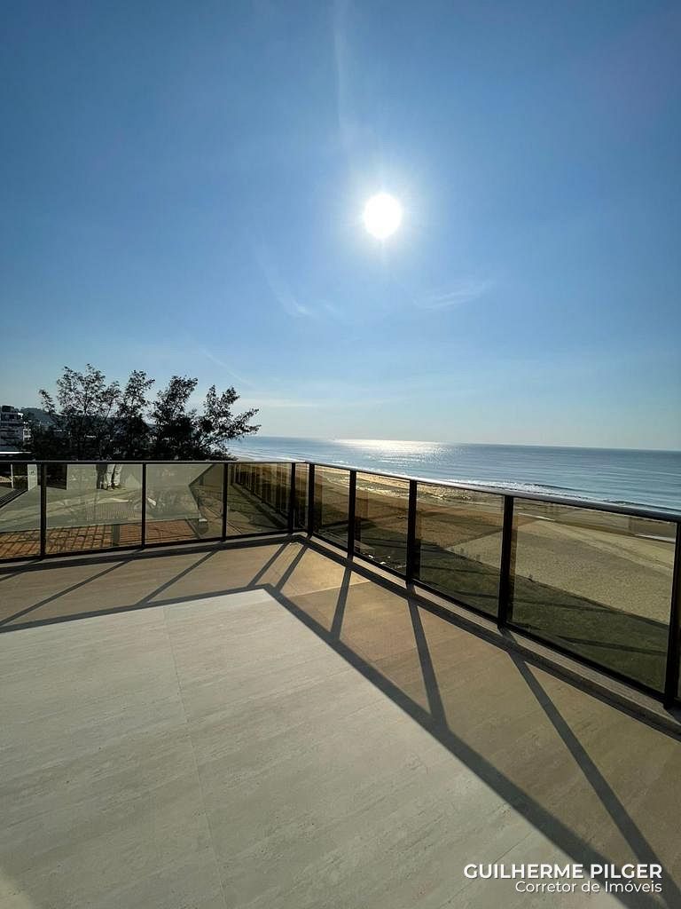 Cobertura Duplex no Edifício Hobus Concept na Praia Brava em Itajaí m