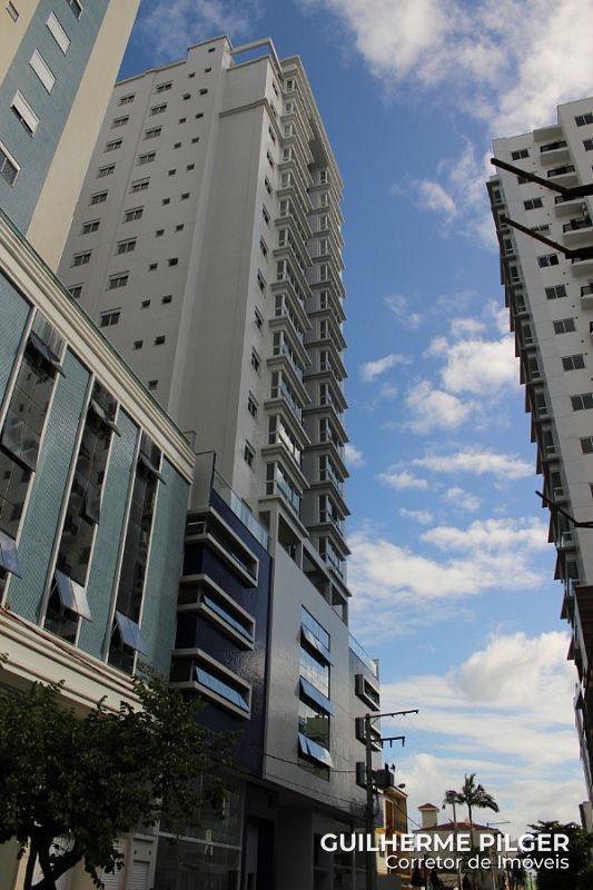 Apartamento no Ed. Blue Life em Balneário Camboriú