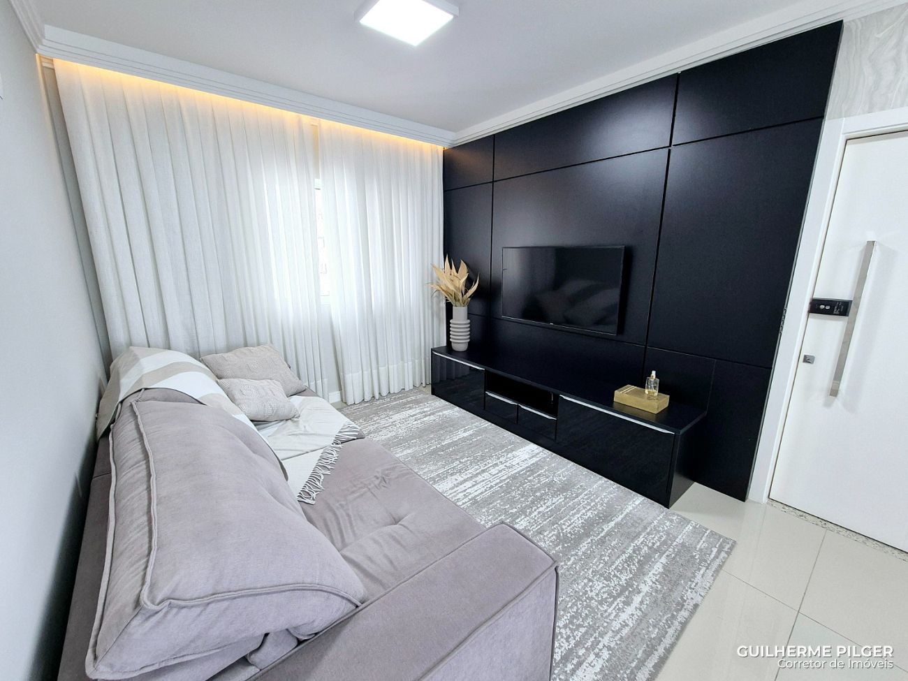 Apartamento no Edifício Puerto Chicama no Centro de Balneário Camboriú